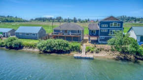 Riverfront Gem - Meredith Lodging